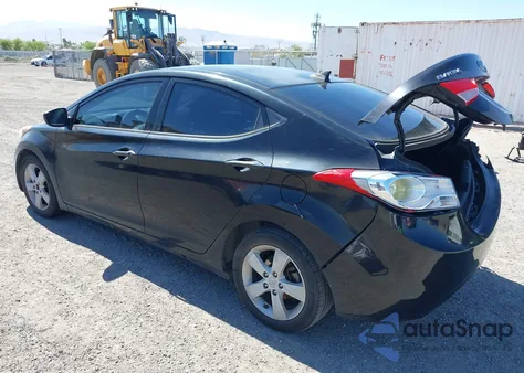 2013 Hyundai Elantra Gls z USA, uszkodzony, nr VIN 5NPDH4AE8DH255256